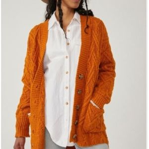 New! Free People Montana cablePumpkin sweater🎃